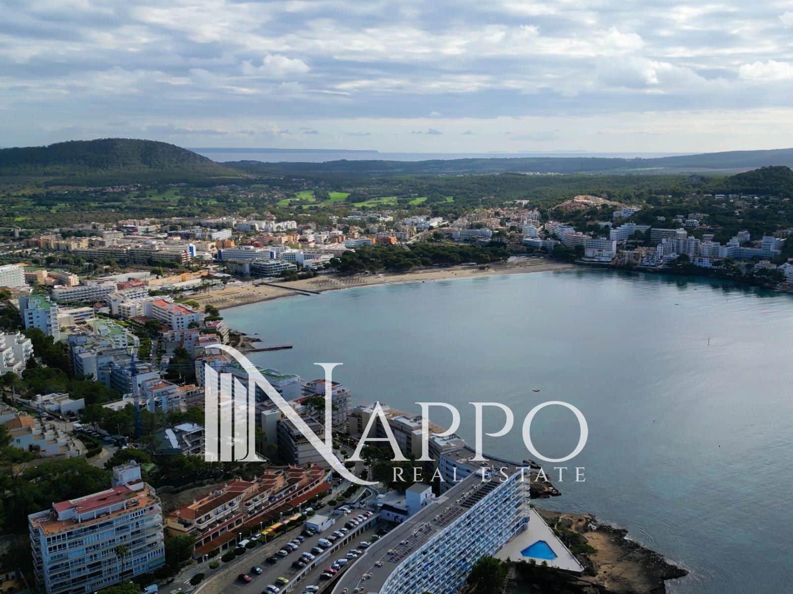 2 soveværelse Lejlighed til salg i Santa Ponsa med swimmingpool garage - € 330.000 (Ref: 9407045)