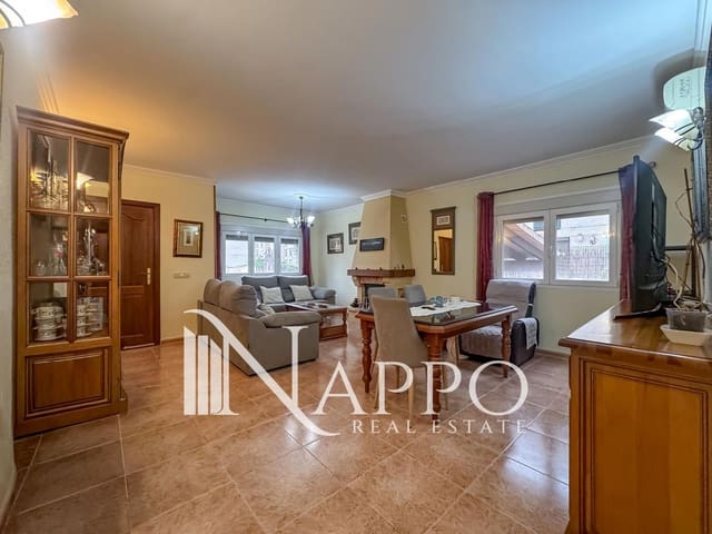 4 soveværelse Villa til salg i Son Ferrer, Calvià med garage - € 749.000 (Ref: 9410386)