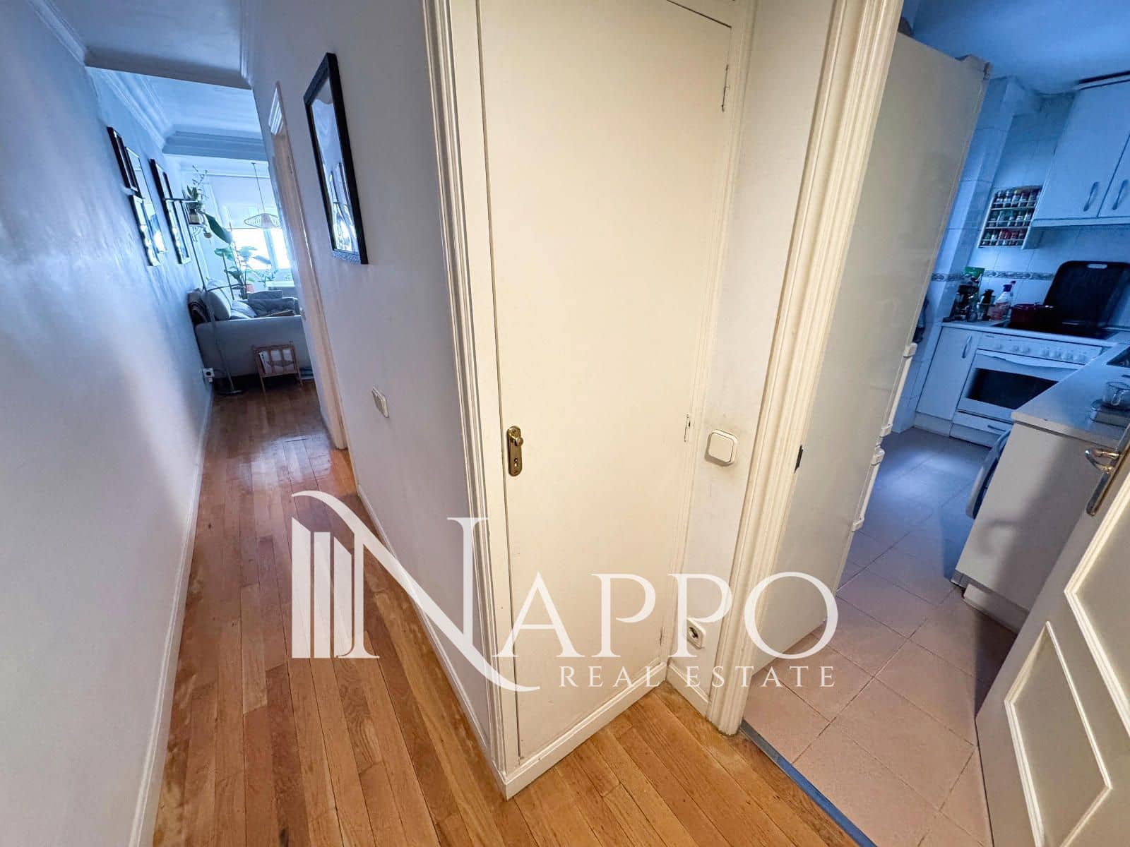 2 slaapkamer Flat te koop in Madrid stad - € 695.000 (Ref: 9414943)