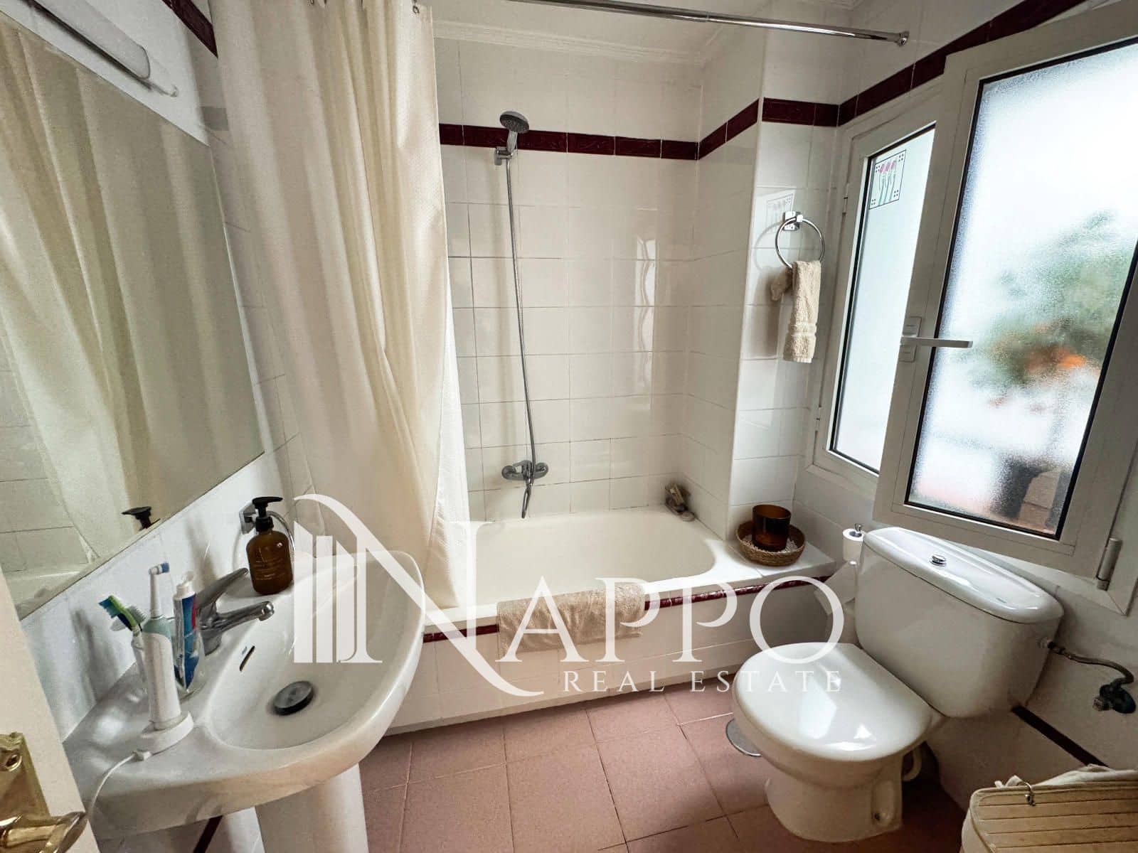 2 slaapkamer Flat te koop in Madrid stad - € 695.000 (Ref: 9414943)