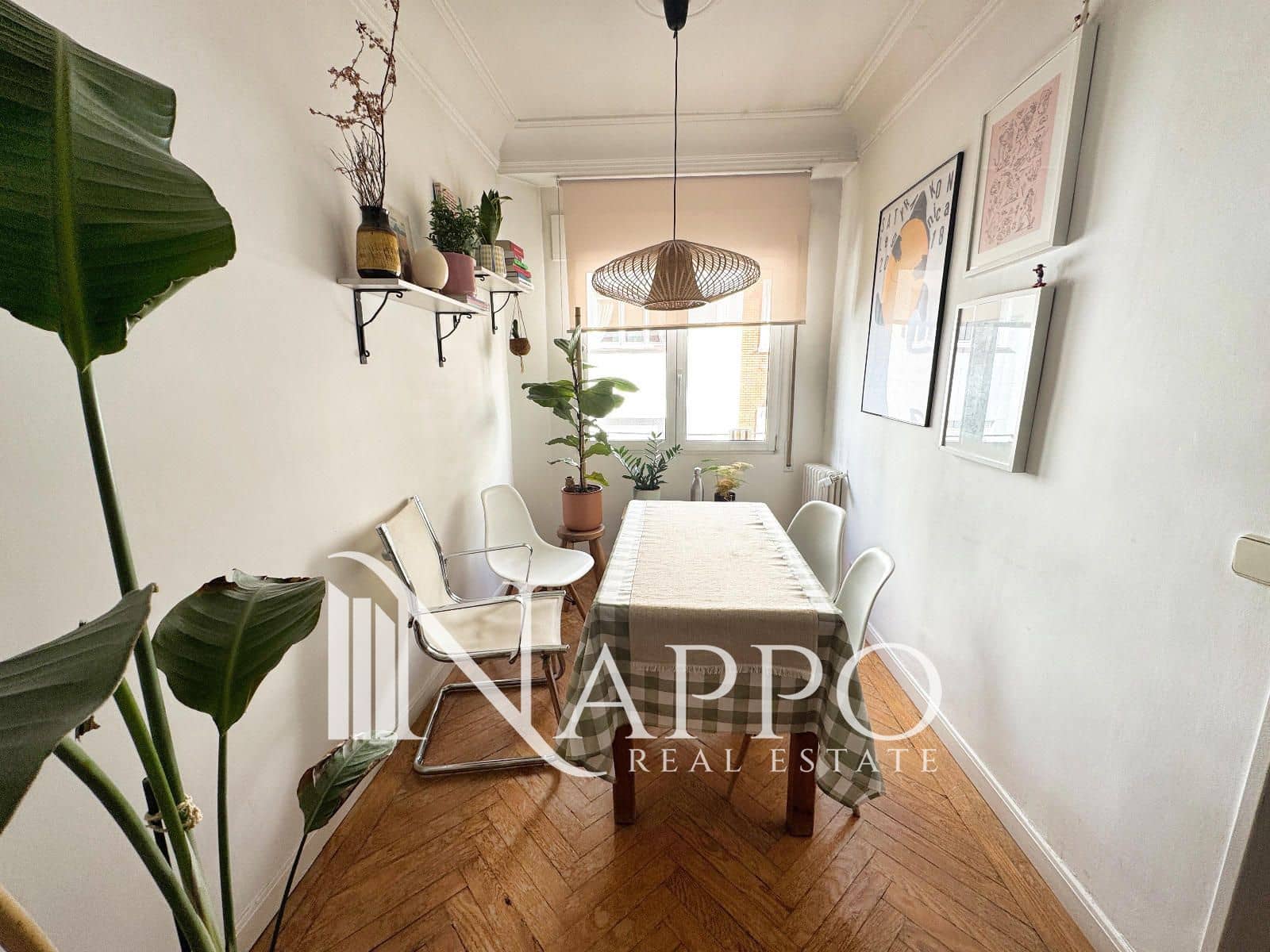 2 slaapkamer Flat te koop in Madrid stad - € 695.000 (Ref: 9414943)