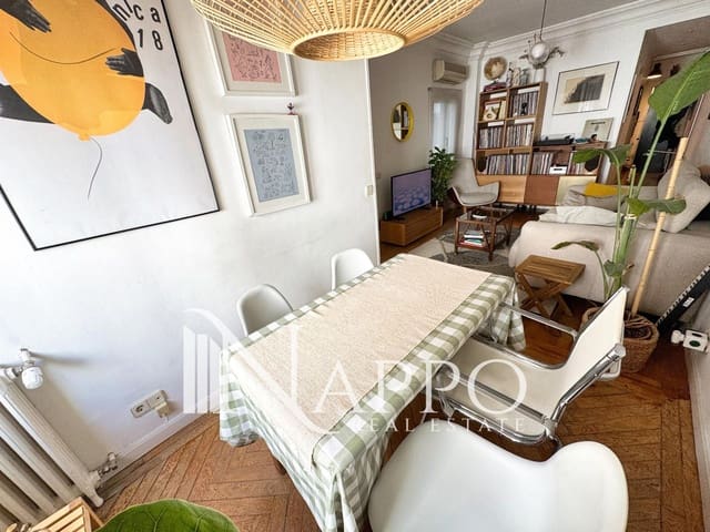 2 bedroom Flat for sale in Argüelles, Madrid city - € 695,000 (Ref: 9414943)