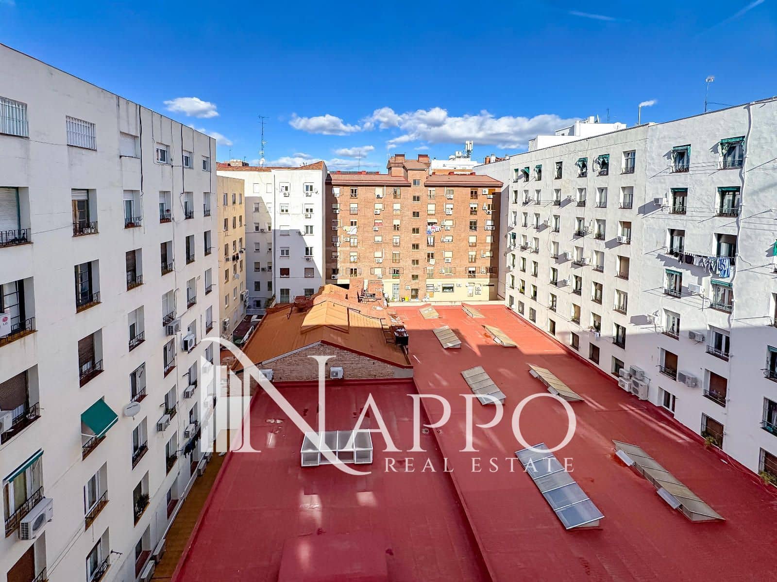 4 bedroom Penthouse for sale in Madrid city - € 1,795,000 (Ref: 9415465)