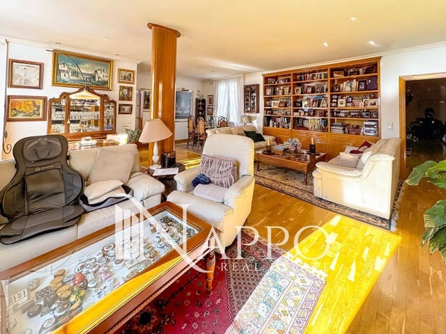4 quarto Penthouse para venda em Madrid cidade - 1 795 000 € (Ref: 9415465)