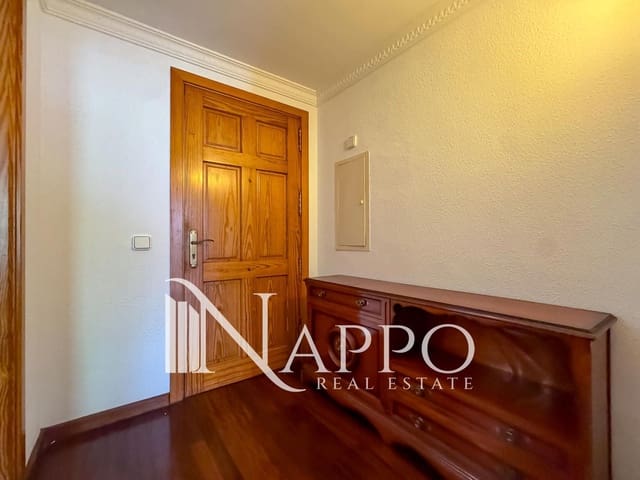 2 soveværelse Lejlighed til salg i Pere Garau, Palma de Mallorca med garage - € 380.000 (Ref: 9418981)