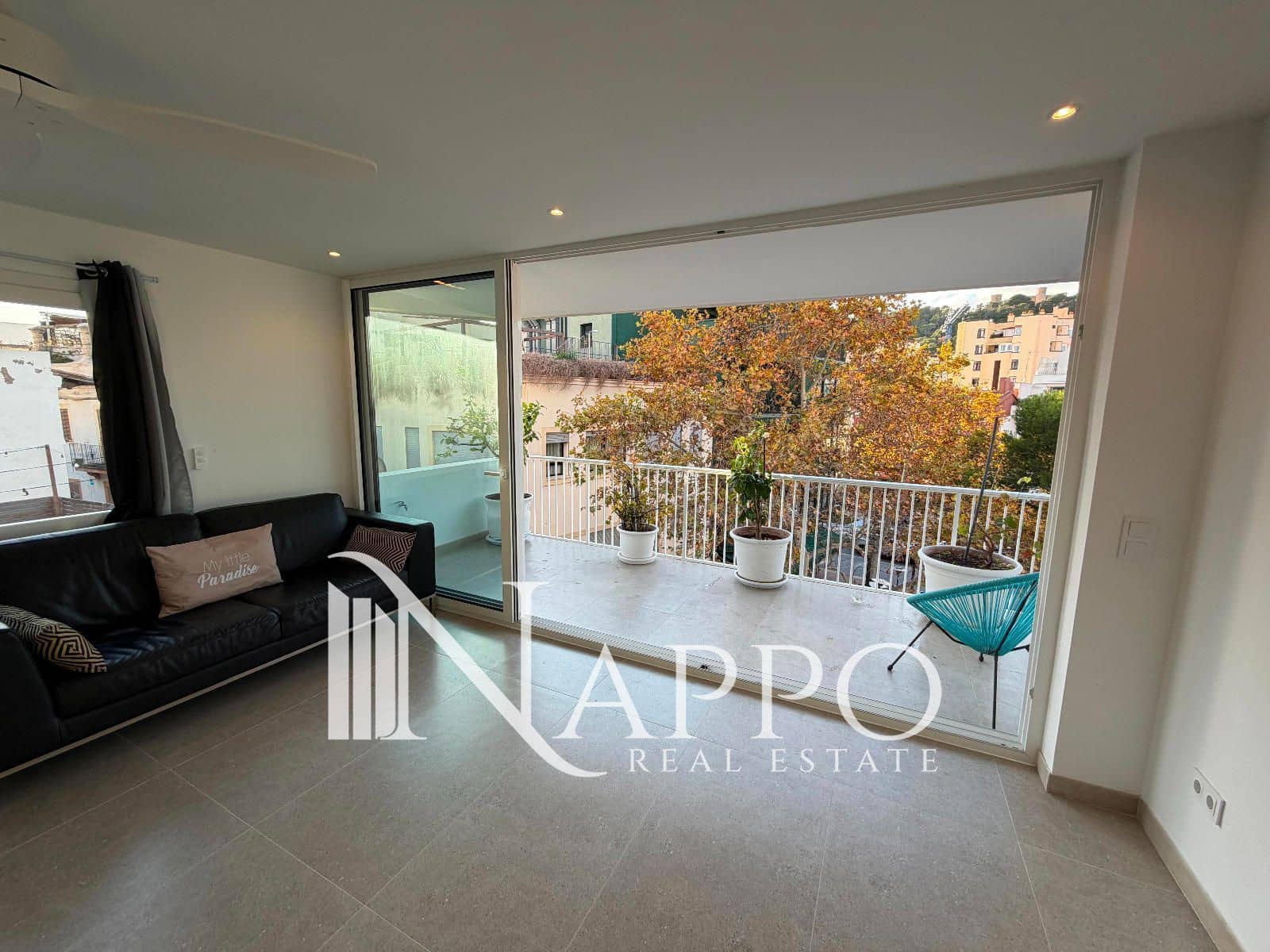 2 bedroom Flat for rent in Palma de Mallorca - € 1,400 (Ref: 9432540)