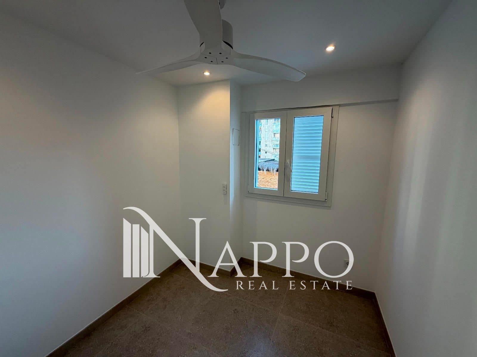 2 bedroom Flat for rent in Palma de Mallorca - € 1,400 (Ref: 9432540)