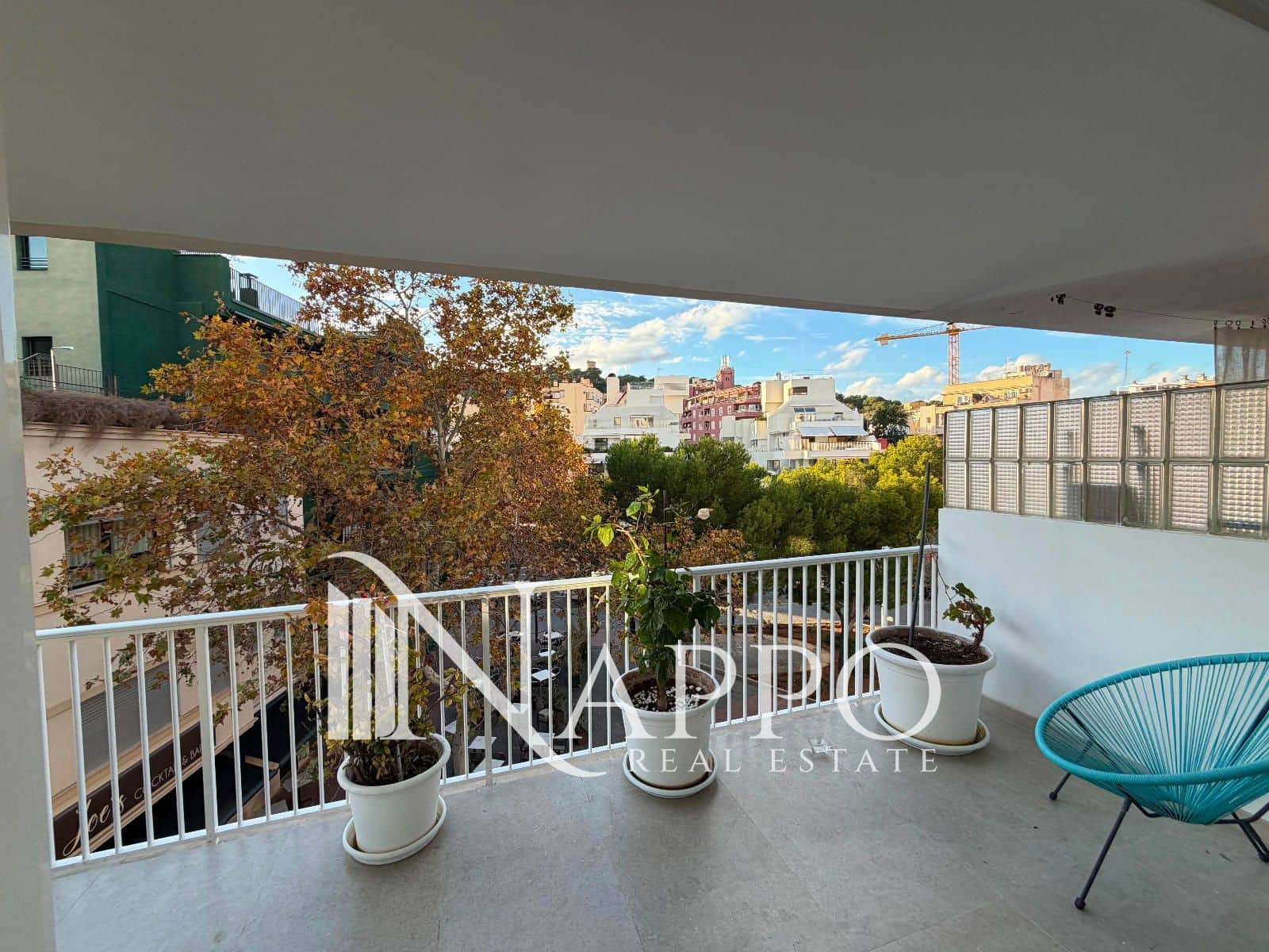 2 bedroom Flat for rent in Palma de Mallorca - € 1,400 (Ref: 9432540)