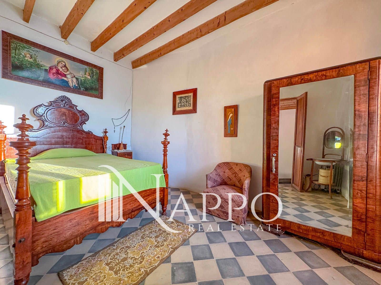 Townhouse for sale in Biniali with garage - € 749,000 (Ref: 9436239)