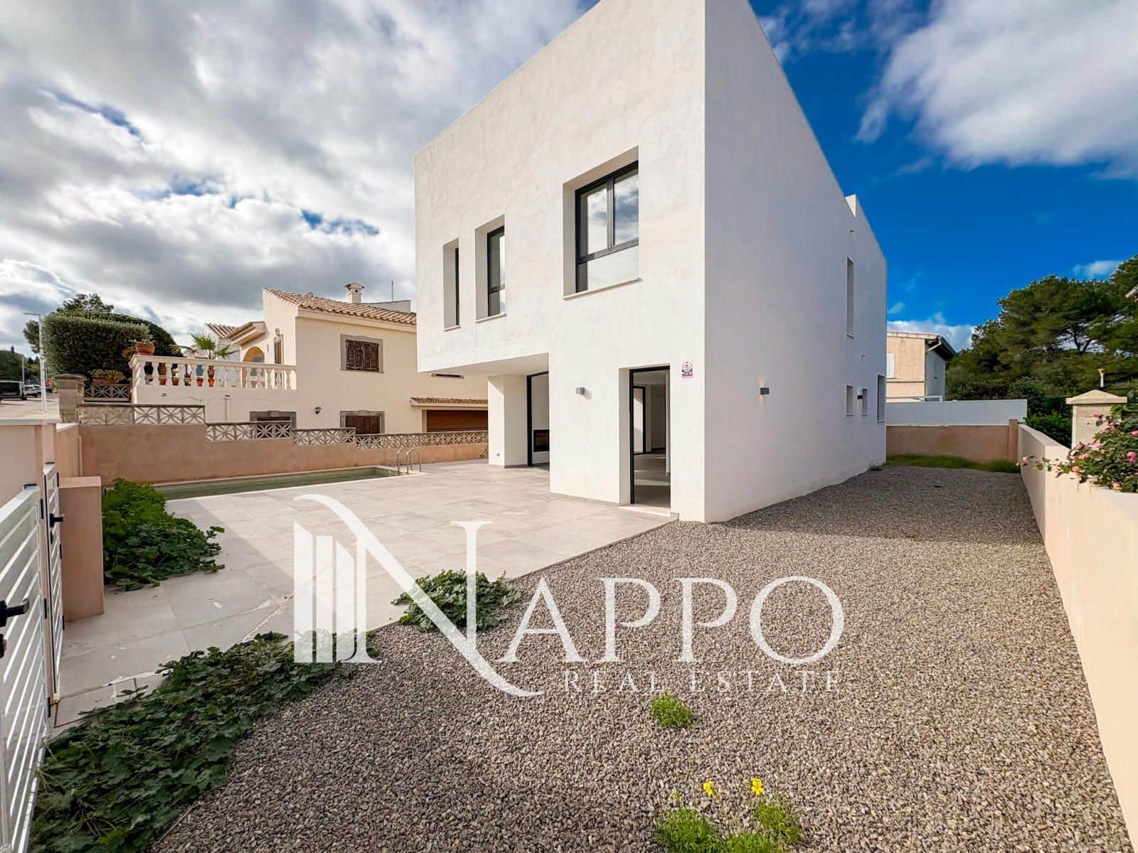 4 soveværelse Villa til salg i Santa Margalida med swimmingpool garage - € 789.000 (Ref: 9444508)