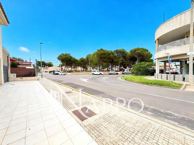 Erhverv til salg i El Toro / Port Adriano, Calvià - € 199.000 (Ref: 9444509)