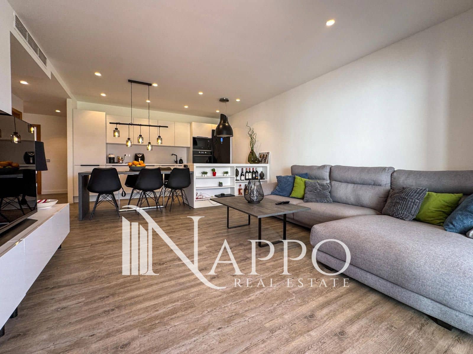 3 slaapkamer Flat te koop in Palma de Mallorca met zwembad garage - € 749.000 (Ref: 9444510)