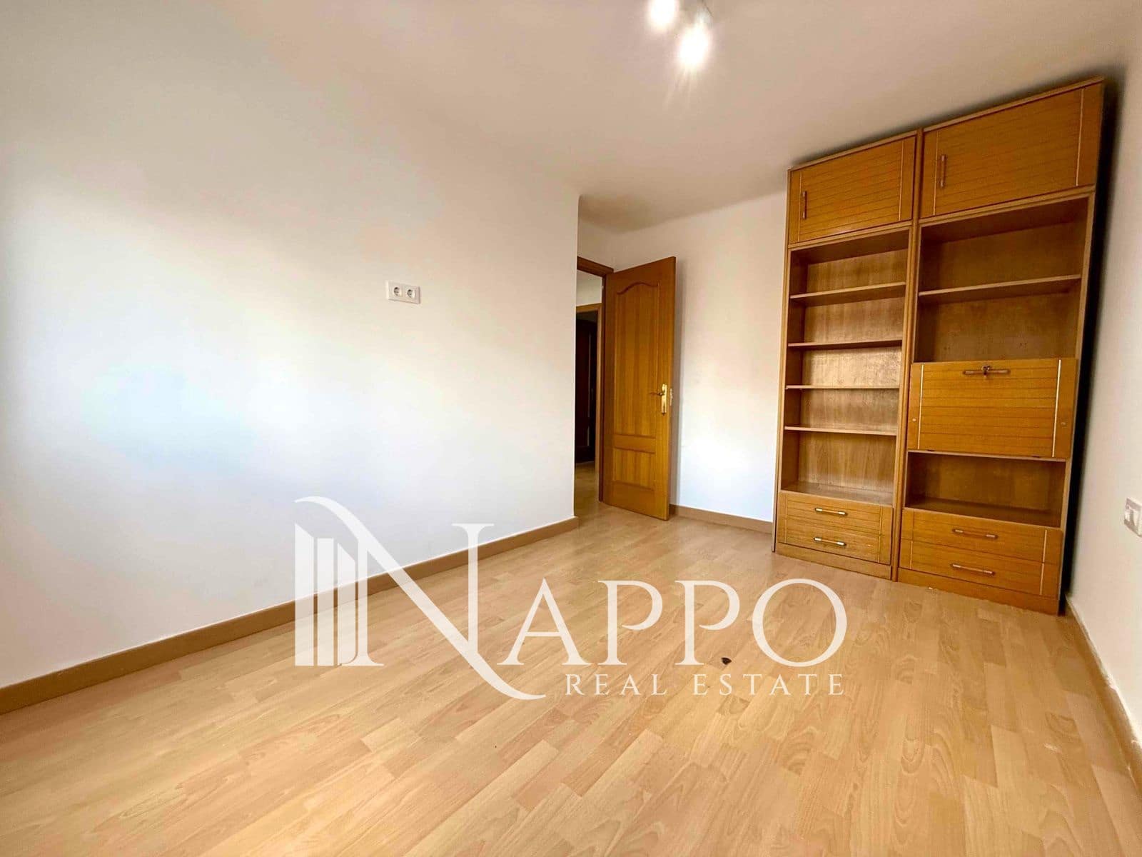 3 slaapkamer Flat te koop in Palma de Mallorca - € 299.000 (Ref: 9447190)