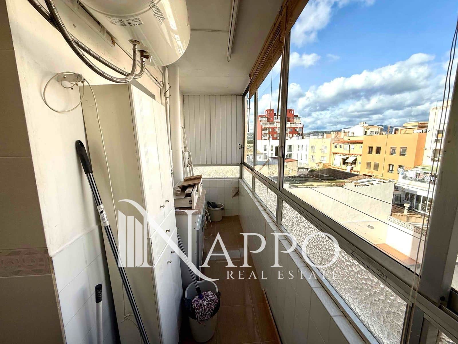 3 slaapkamer Flat te koop in Palma de Mallorca - € 299.000 (Ref: 9447190)