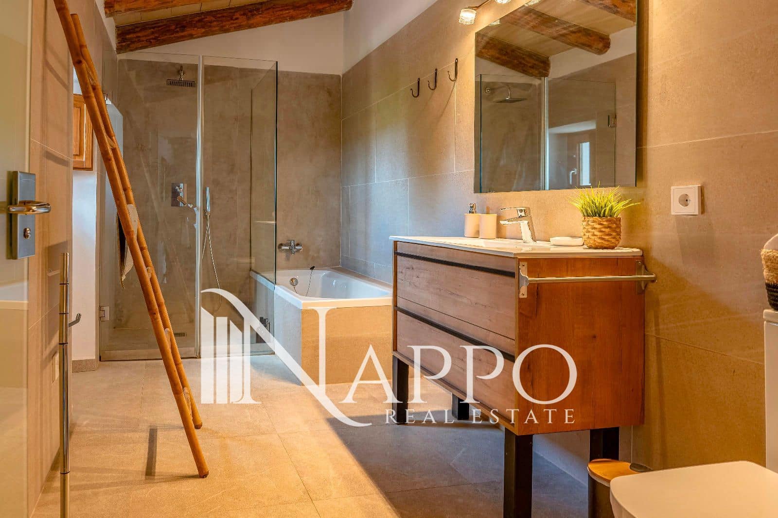 6 sypialnia Willa na sprzedaż w Sencelles z basenem garażem - 3 900 000 € (Ref: 9447191)