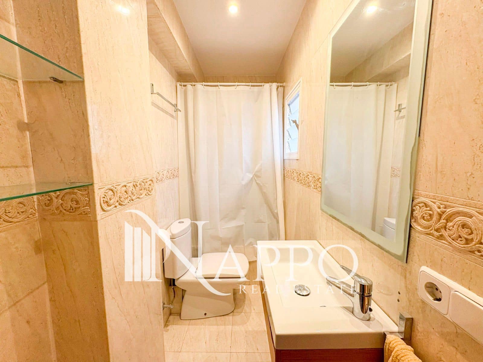 2 bedroom Flat for rent in Palma de Mallorca - € 1,700 (Ref: 9449302)