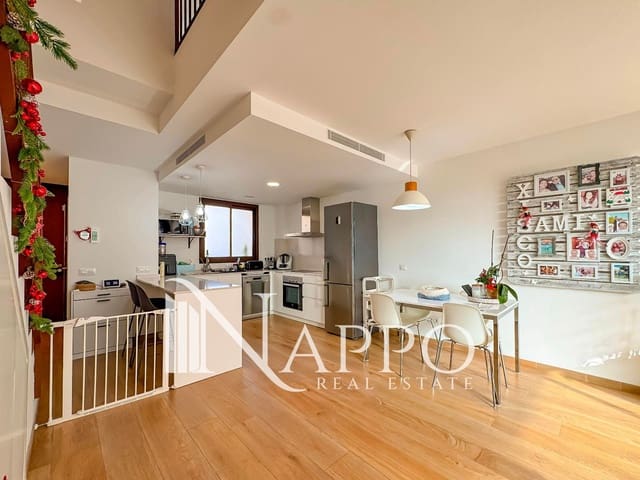 3 makuuhuone Omakotitalo myytävänä paikassa Marratxí mukana uima-altaan 
autotalli - 639 000 € (Ref: 9451401)