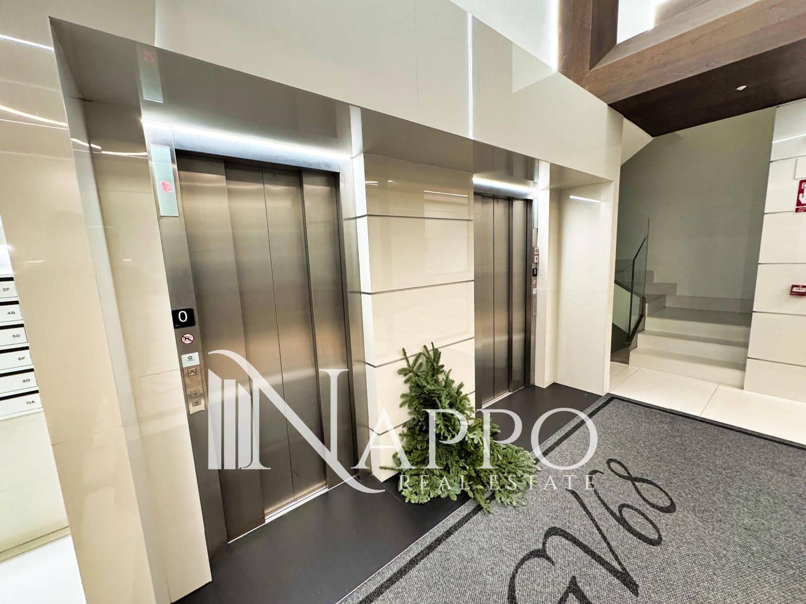 2 bedroom Flat for sale in Madrid city with pool garage - € 1,279,000 (Ref: 9451721)