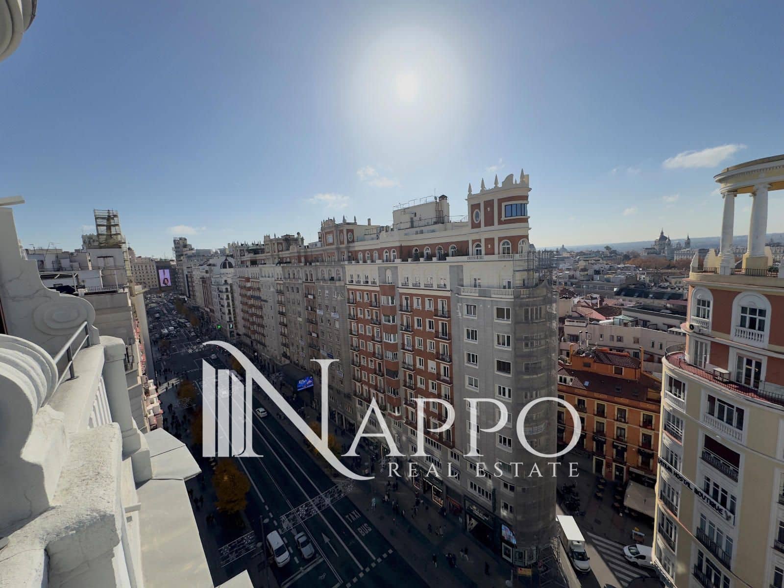 Piso de 2 habitaciones en Madrid ciudad en venta con piscina garaje - 1.279.000 € (Ref: 9451721)