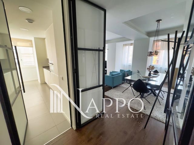 Piso de 2 habitaciones en Centro, Madrid ciudad en venta con piscina garaje - 1.279.000 € (Ref: 9451721)