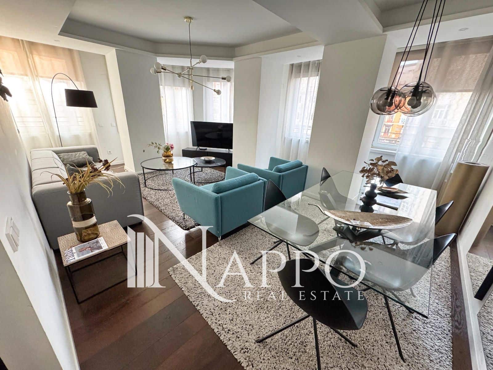 2 bedroom Flat for sale in Madrid city with pool garage - € 1,279,000 (Ref: 9451721)