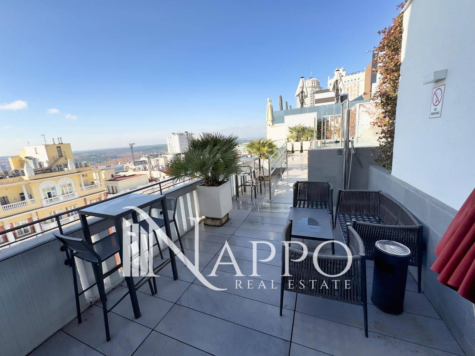 Piso de 2 habitaciones en Madrid ciudad en venta con piscina garaje - 1.279.000 € (Ref: 9451721)