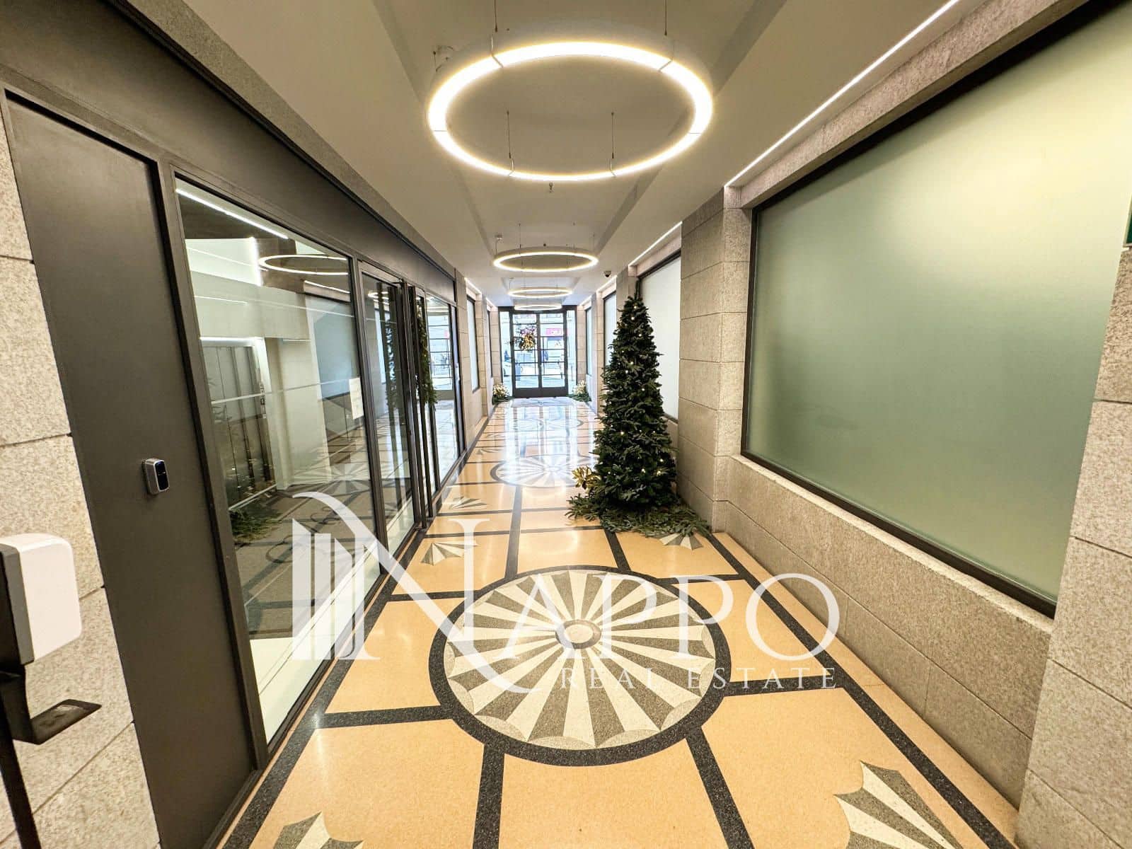 2 bedroom Flat for sale in Madrid city with pool garage - € 1,279,000 (Ref: 9451721)