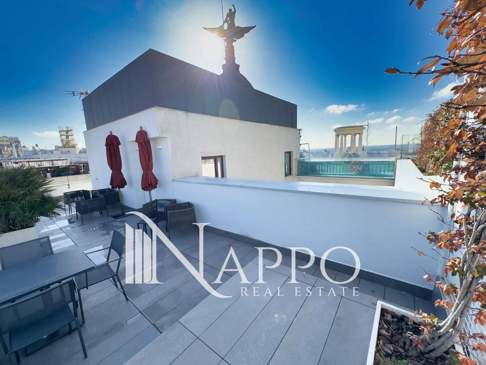 2 bedroom Flat for sale in Madrid city with pool garage - € 1,279,000 (Ref: 9451721)