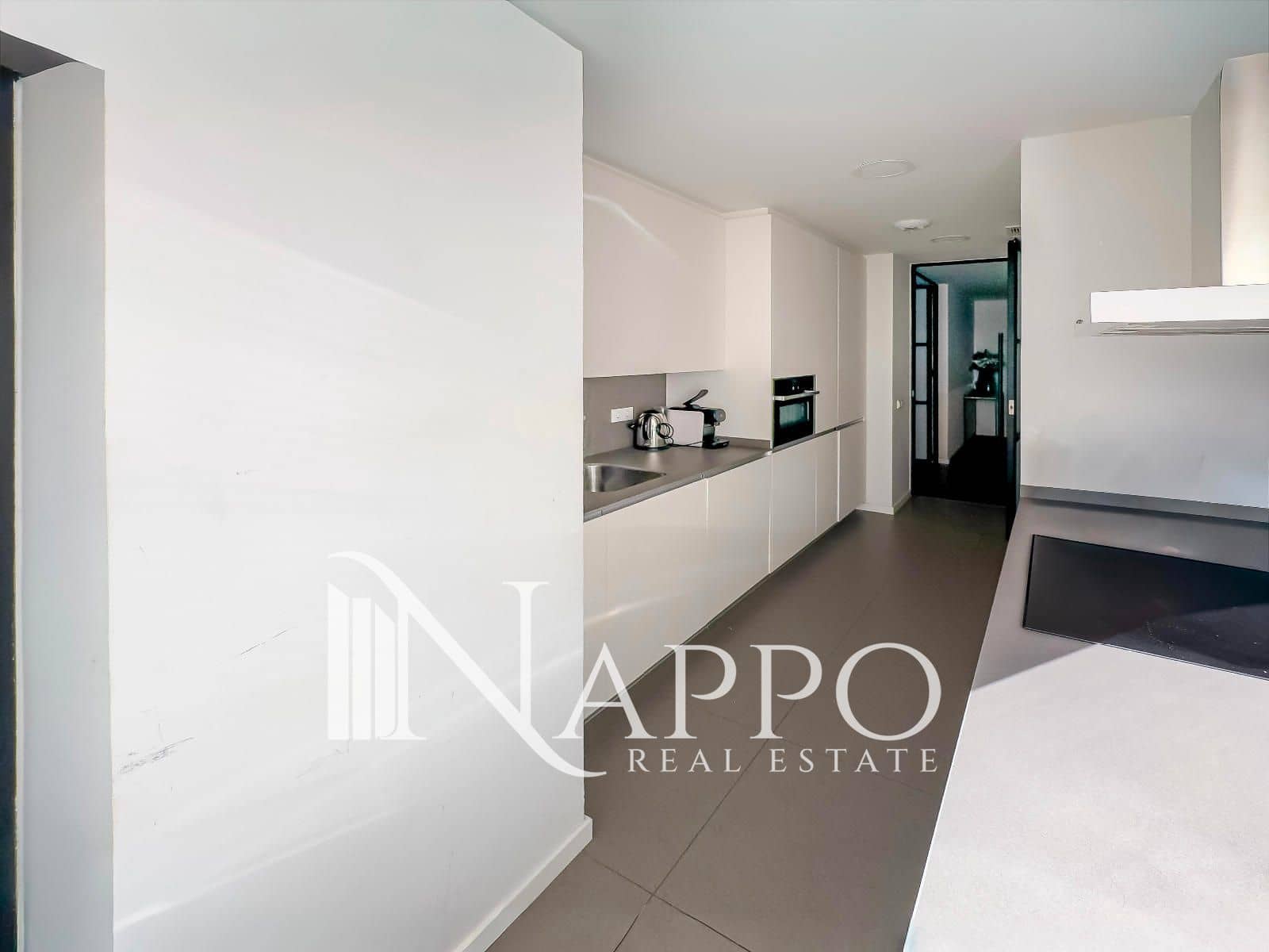 2 bedroom Flat for sale in Madrid city with pool garage - € 1,279,000 (Ref: 9451721)