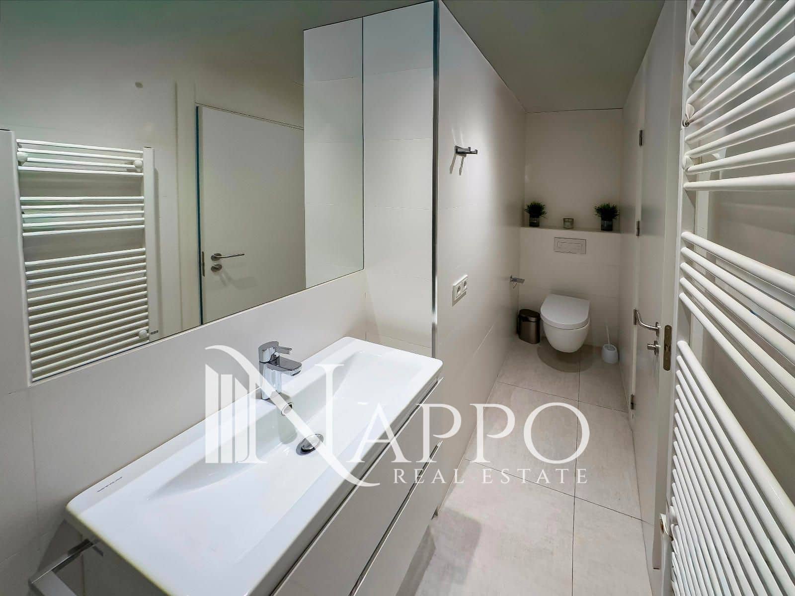 2 bedroom Flat for sale in Madrid city with pool garage - € 1,279,000 (Ref: 9451721)