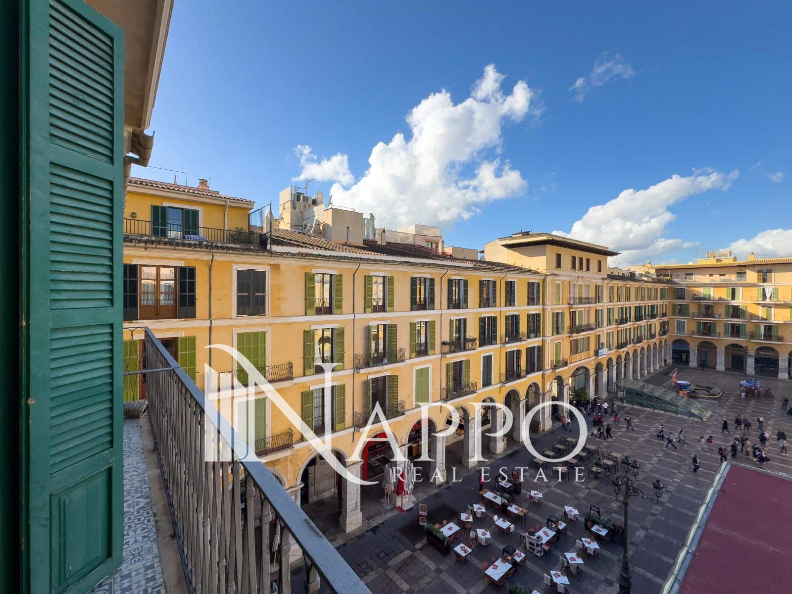 3 Zimmer Wohnung zu vermieten in Palma de Mallorca mit Garage - 2.300 € (Ref: 9453420)