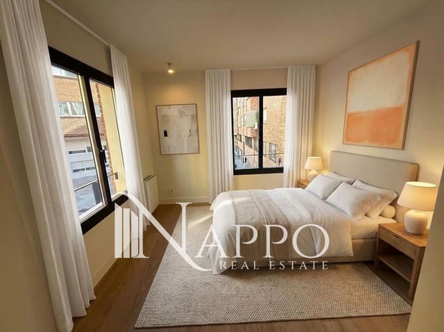 Casa de 2 habitaciones en Chamartín, Madrid ciudad en venta - 1.350.000 € (Ref: 9454742)