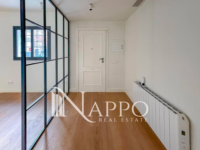 2 makuuhuone Omakotitalo myytävänä paikassa Chamartín, Madrid kaupunki - 1 350 000 € (Ref: 9454742)