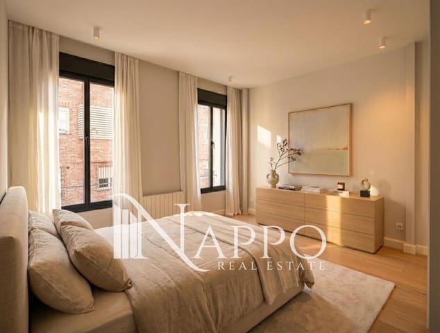 Casa de 2 habitaciones en Chamartín, Madrid ciudad en venta - 850.000 € (Ref: 9454743)