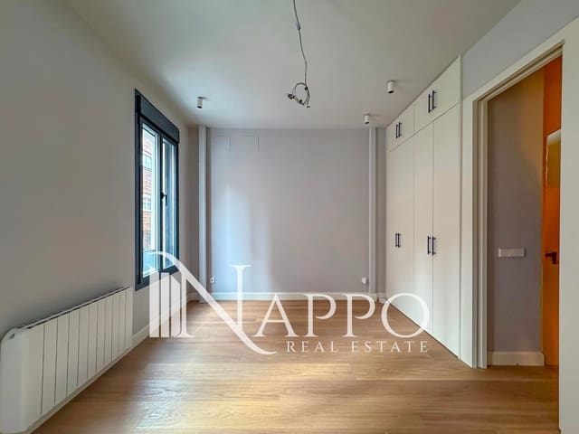 2 makuuhuone Omakotitalo myytävänä paikassa Chamartín, Madrid kaupunki - 850 000 € (Ref: 9454743)