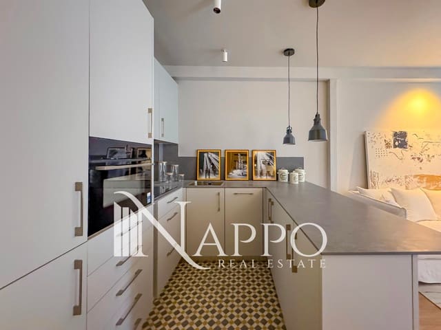 2 makuuhuone Omakotitalo myytävänä paikassa Chamartín, Madrid kaupunki - 850 000 € (Ref: 9454743)