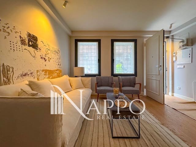 2 makuuhuone Omakotitalo myytävänä paikassa Chamartín, Madrid kaupunki - 850 000 € (Ref: 9454743)