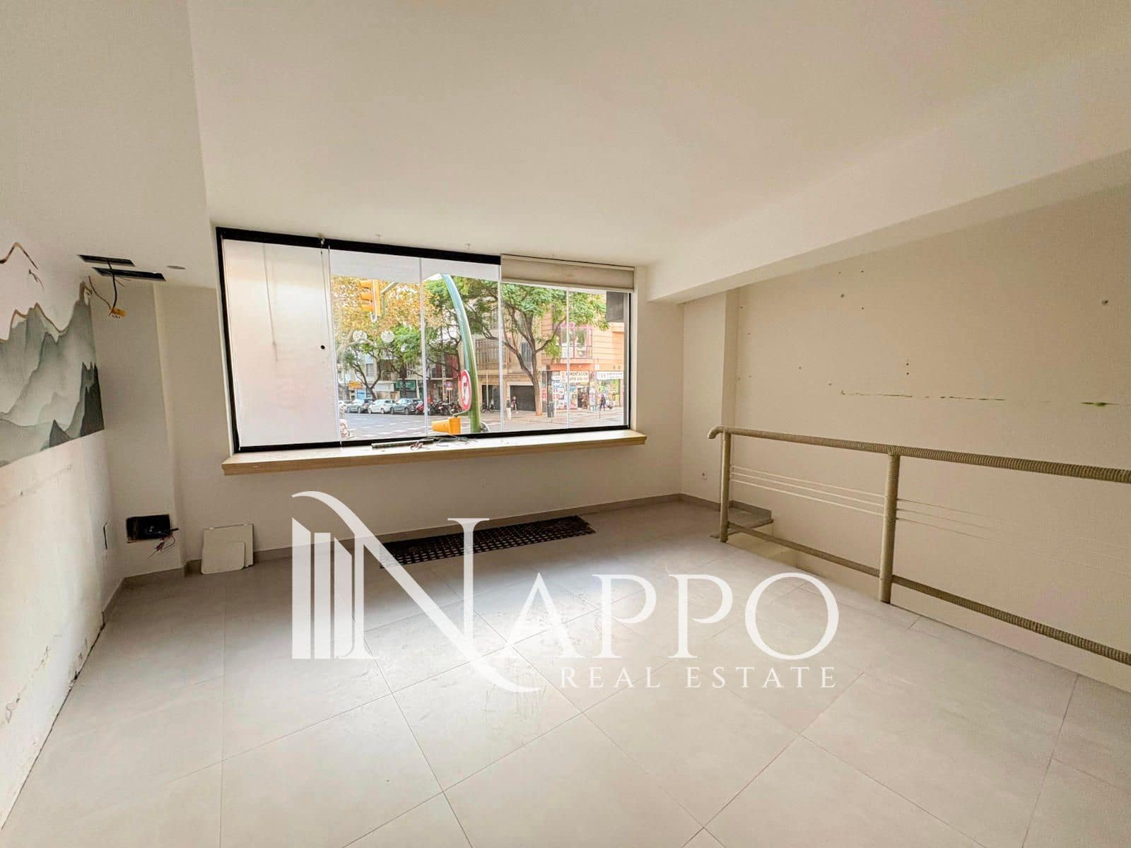 Local Commercial à louer à Palma de Mallorca - 2 000 € (Ref: 9460846)