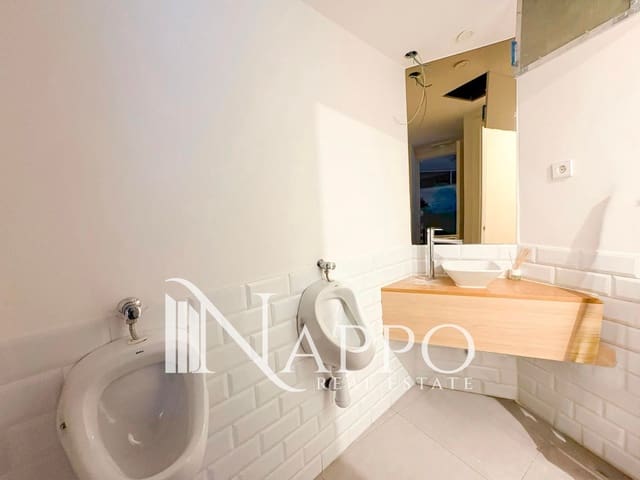 Local Commercial à louer à Palma de Mallorca - 2 000 € (Ref: 9460846)