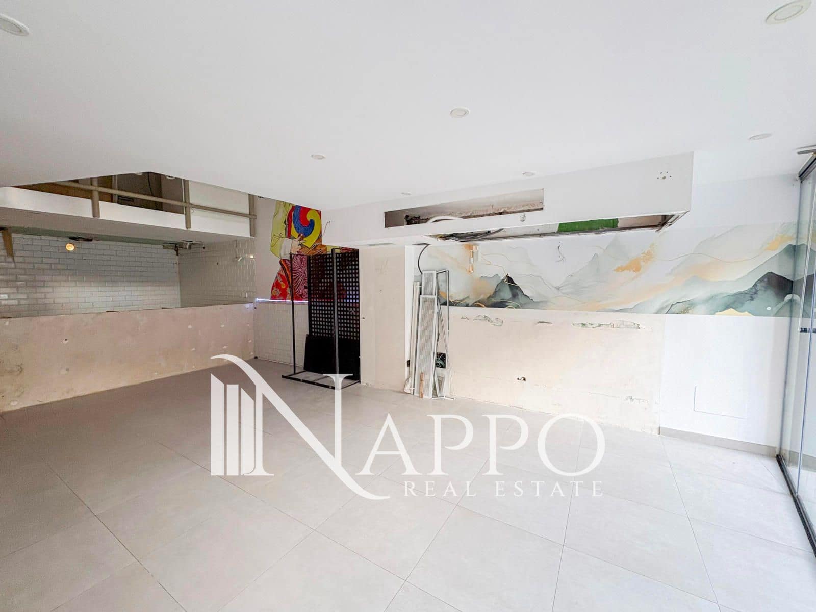 Local Commercial à louer à Palma de Mallorca - 2 000 € (Ref: 9460846)