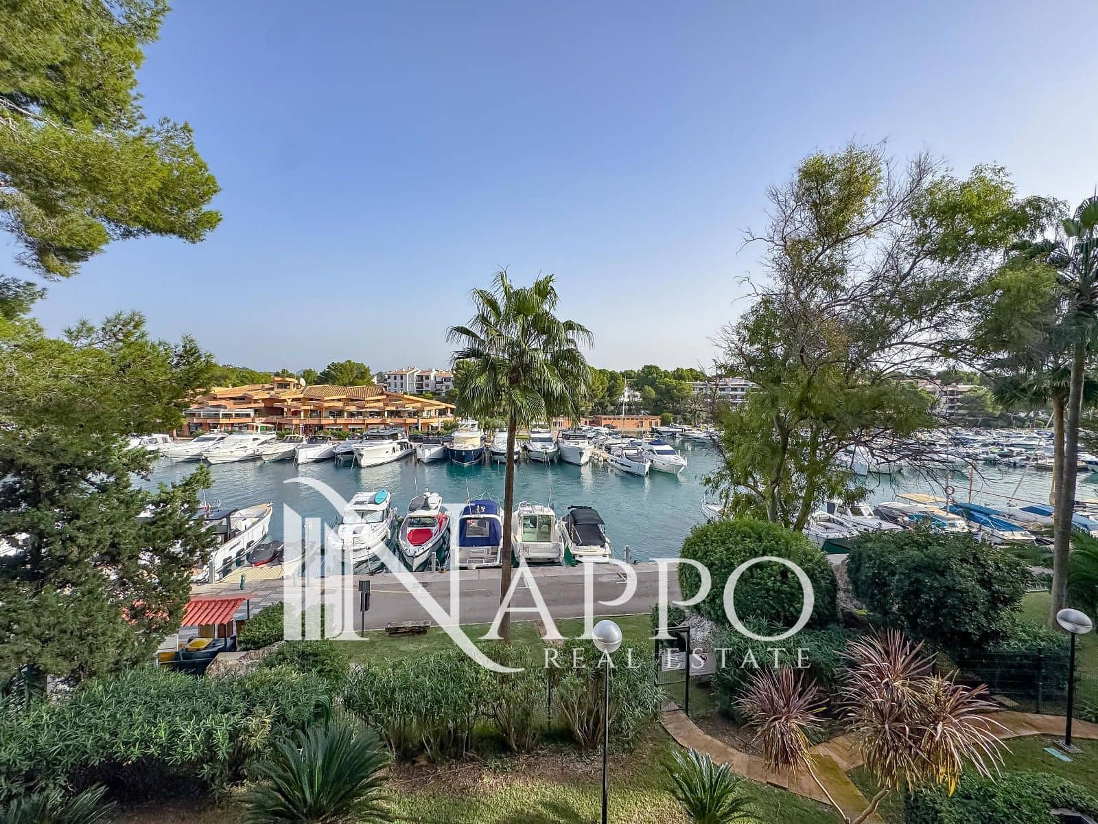 2 bedroom Flat for rent in Santa Ponsa with pool - € 1,790 (Ref: 9465940)
