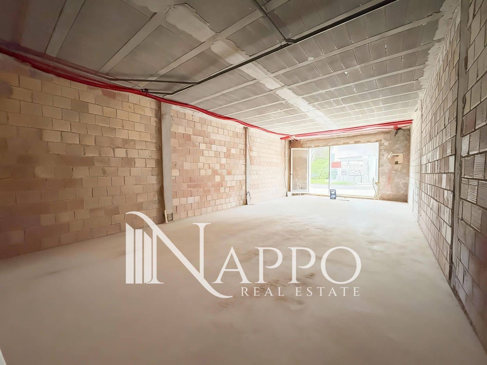 Gewerbe zu verkaufen in El Toro / Port Adriano - 155.000 € (Ref: 9467779)