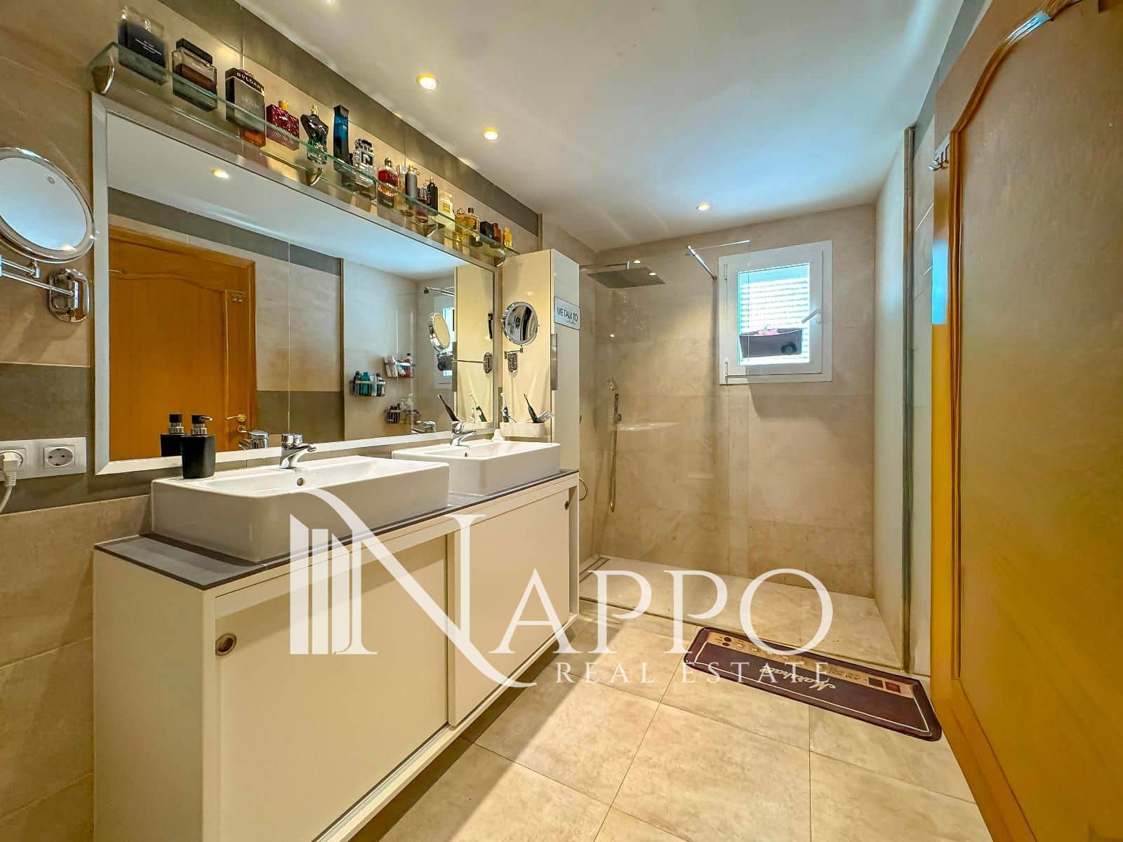 Piso de 3 habitaciones en Son Ferriol en venta con garaje - 710.000 € (Ref: 9471653)