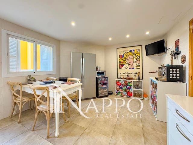Piso de 3 habitaciones en Son Ferriol, Palma de Mallorca en venta con garaje - 710.000 € (Ref: 9471653)
