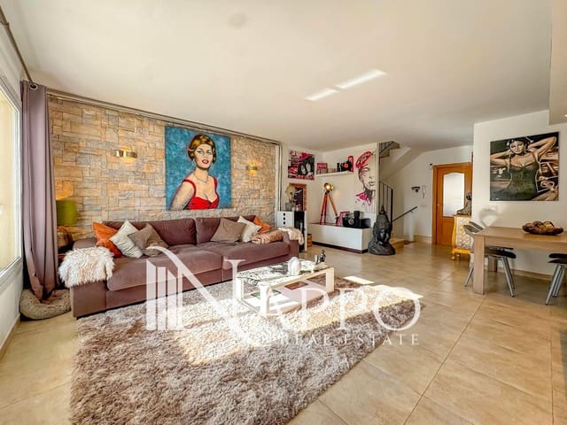 Piso de 3 habitaciones en Son Ferriol, Palma de Mallorca en venta con garaje - 710.000 € (Ref: 9471653)