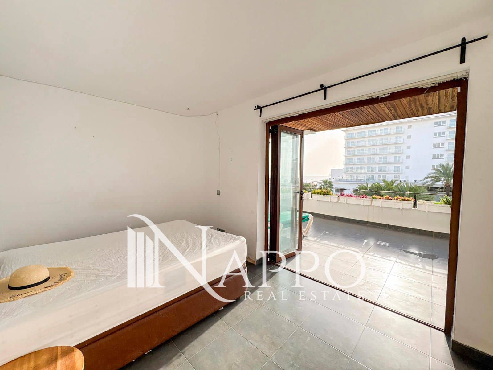 4 sovrum Takvåning till salu i Palma de Mallorca med garage - 669 000 € (Ref: 9473217)