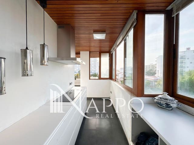 4 soveværelse Penthouse til salg i Palma de Mallorca med garage - € 669.000 (Ref: 9473217)