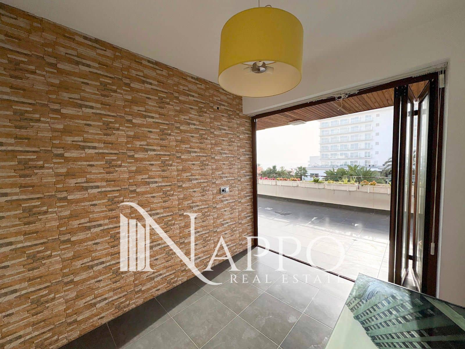 4 sovrum Takvåning till salu i Palma de Mallorca med garage - 669 000 € (Ref: 9473217)