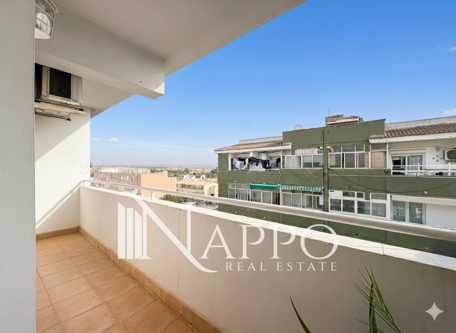 3 bedroom Flat for sale in Palma de Mallorca - € 290,000 (Ref: 9473626)