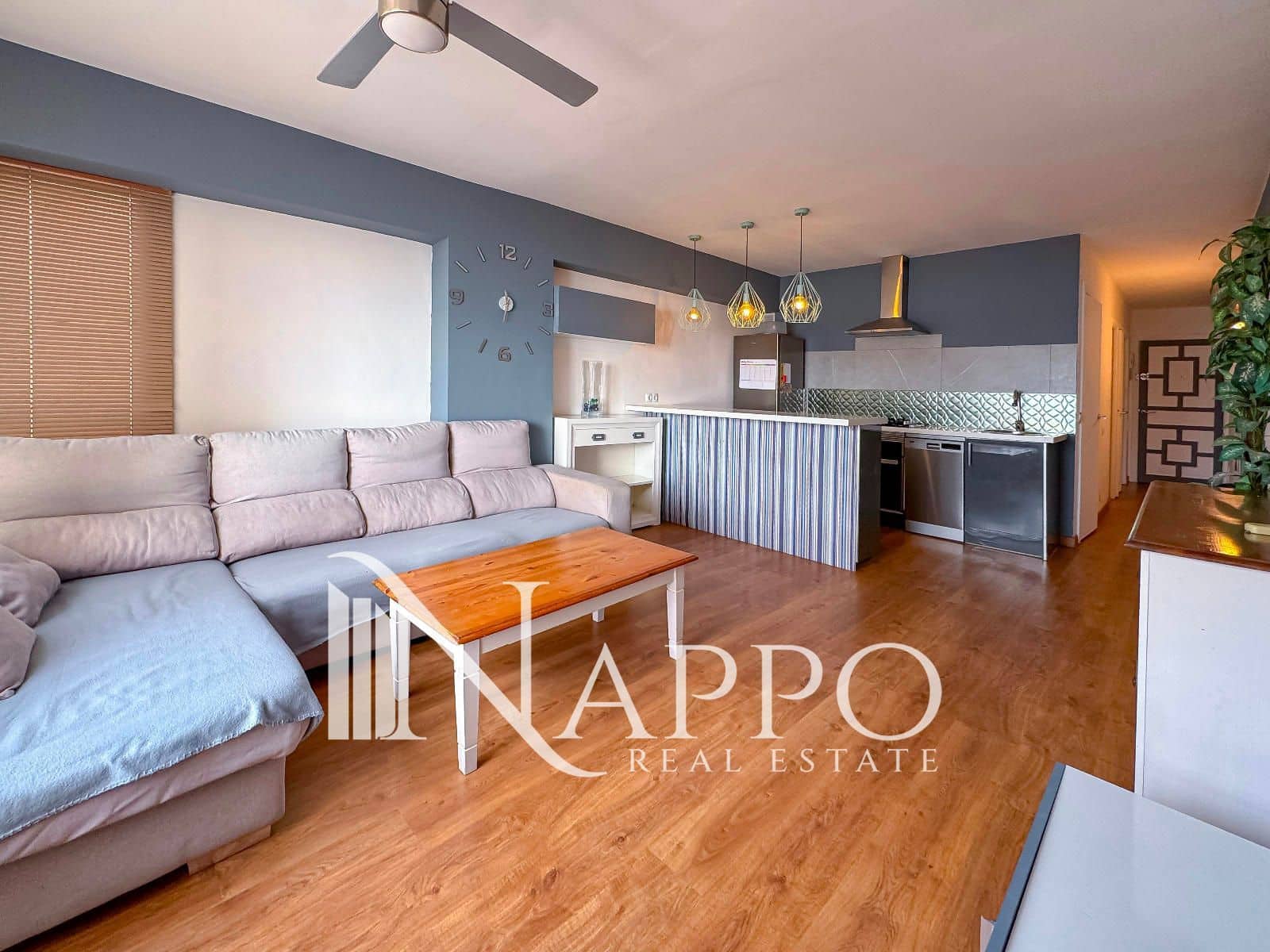 2 soverom Leilighet til leie i Magalluf med svømmebasseng - € 1 350 (Ref: 9476267)